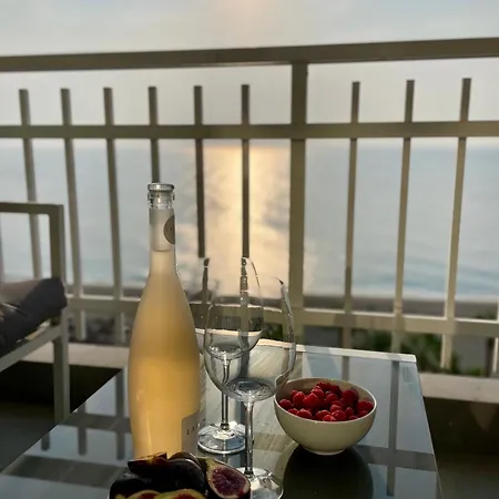 Apartment Horizonte 1 Cosy With Incredible Sea View At First Line Of *